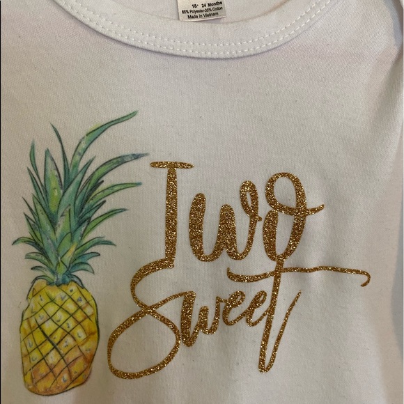 TWO SWEET onesie 😍 - Picture 2 of 5
